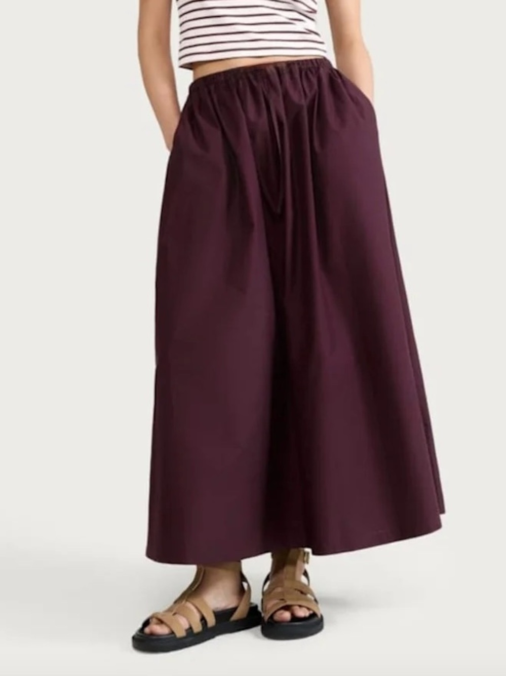 Uniqlo Elastic Waist A-Line Midi Skirt in Deep Burgundy